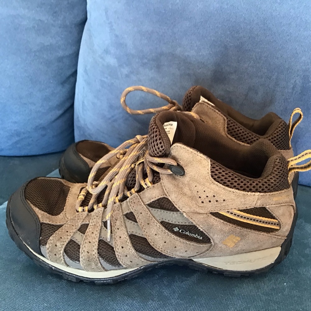Columbia Brown Hiking Shoes